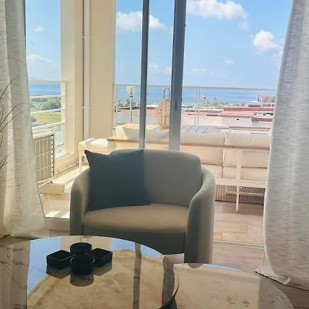 Bleu Corse, Entre Et Soleil * Аяччо