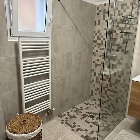 Bleu Corse, Entre Et Soleil Аяччо