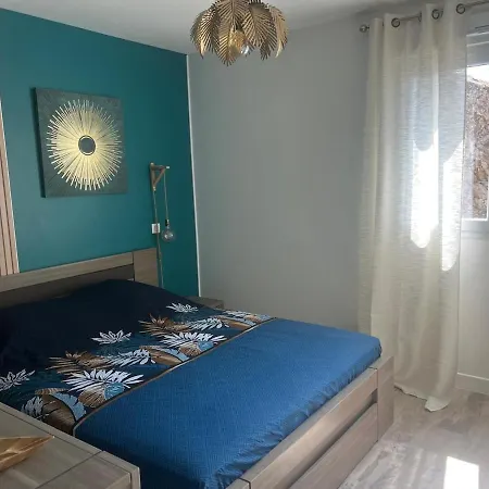 Bleu Corse, Entre Et Soleil