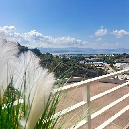 Bleu Corse, Entre Et Soleil *